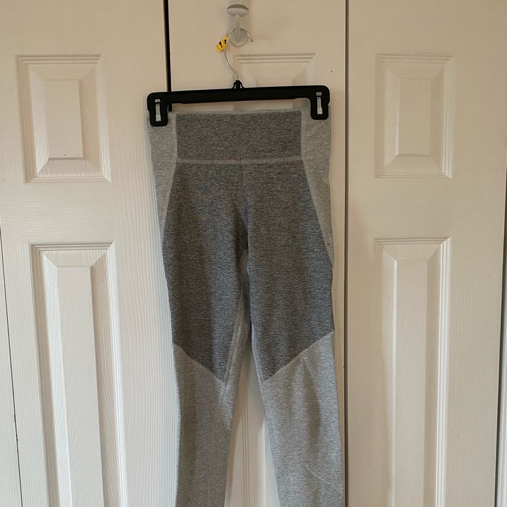 OV leggings (Sz: xs)